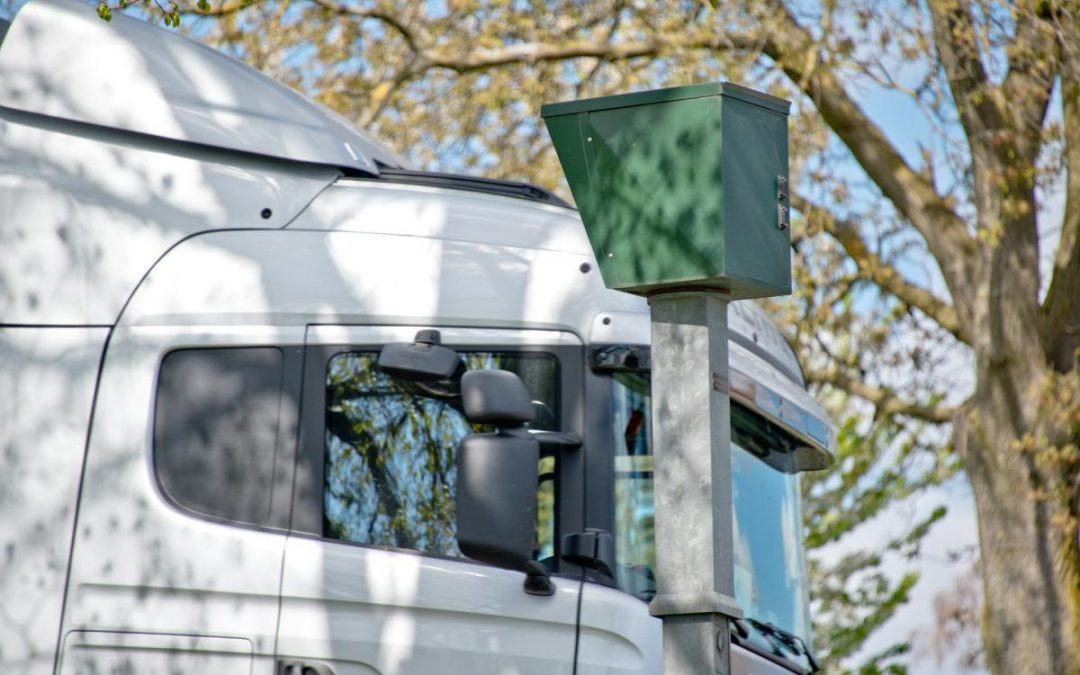 La CNIL publie son référentiel relatif à la désignation des conducteurs ayant commis une infraction routière