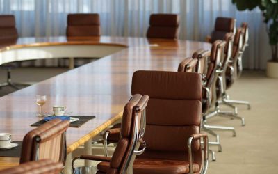 L&rsquo;arrêt maladie de membres du CSE peut-il justifier un dépassement du crédit d&rsquo;heures